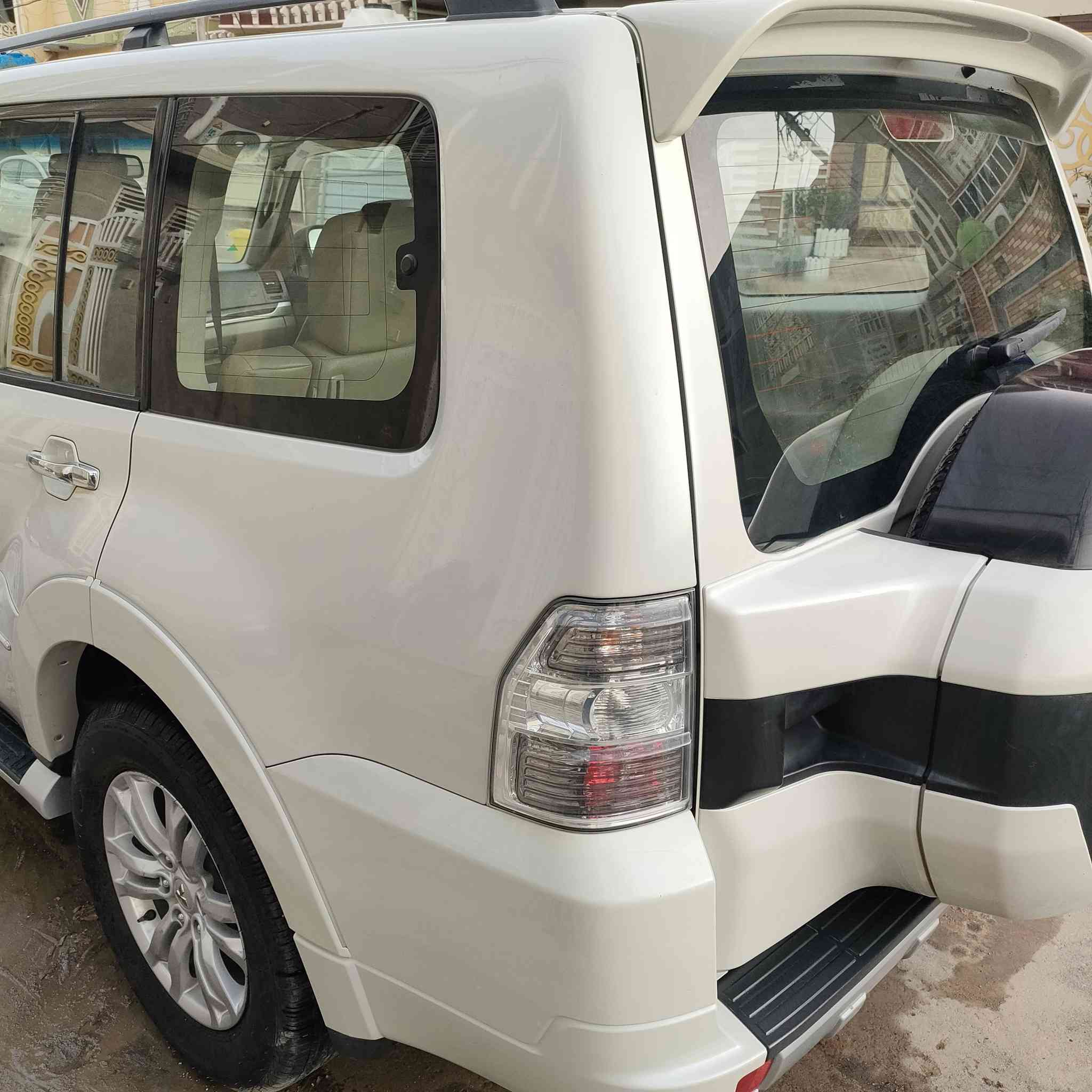 السلام عليكم ورحمة الله 

باجيرو 2020 علامة ذهبية

فول مواصفات

ماشية39000 الف كيلو 

السيارة على حالة الوكالة مكفوله

كشنات راس الارنب

كشنات جلد

داخل صاج 

فول تحكم ستيرن

ويل حجم 18

مكينه 6 سلندر 3800

شاشة كبيرة

حساس خلفي 

كامرة اصلية

بلوتوث

اشارة بالمري

كشنات 7 راكب

تبريد منفصل 3 قطع

لايتات زنون

لد نهاري 

مري شفط 
مكان الديوانية 

ه‍ ***********

السعر255$💵
