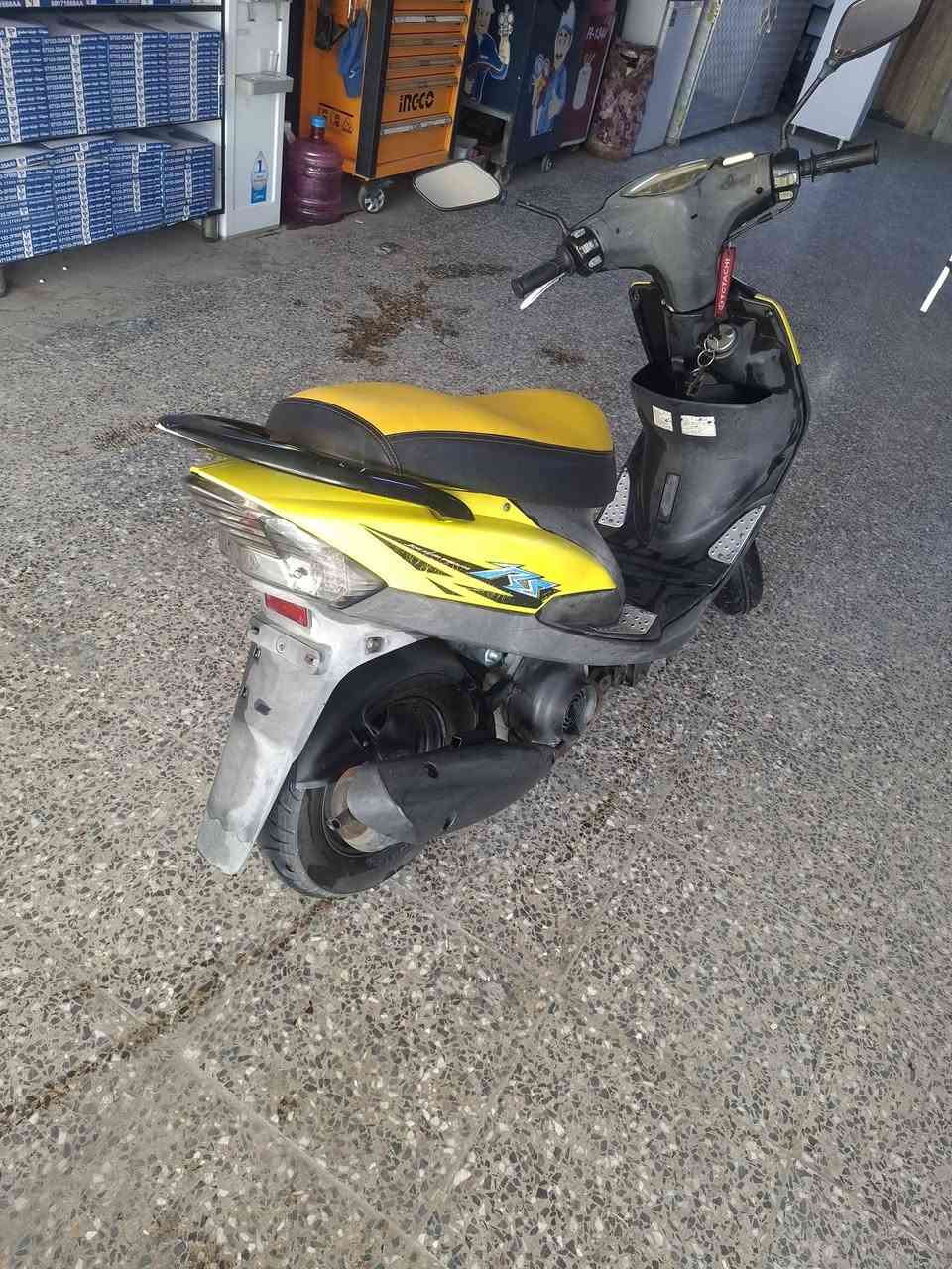 ماكس عدله لون مميز دراجه جاهزه سعر مليون مكاني بغداد كمب ساره ***********
