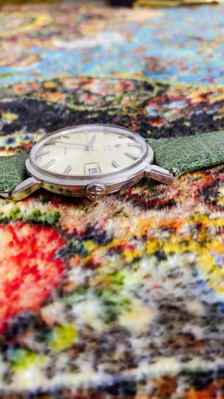 السلام عليكم
ساعه ماركة زودياك العريقه فنتج قديم أصلي 

المواصفات

الماكنه أوتوماتيك 

منفذ شهري عله رقم 3 

القطر 36 

سير وبك مستبدل 

السعر 200$


**إذا كنت صاحب هذا الإعلان وتريد حذفه لأي سبب، رجاءا أرسل رسالة إلى الدعم الفني**