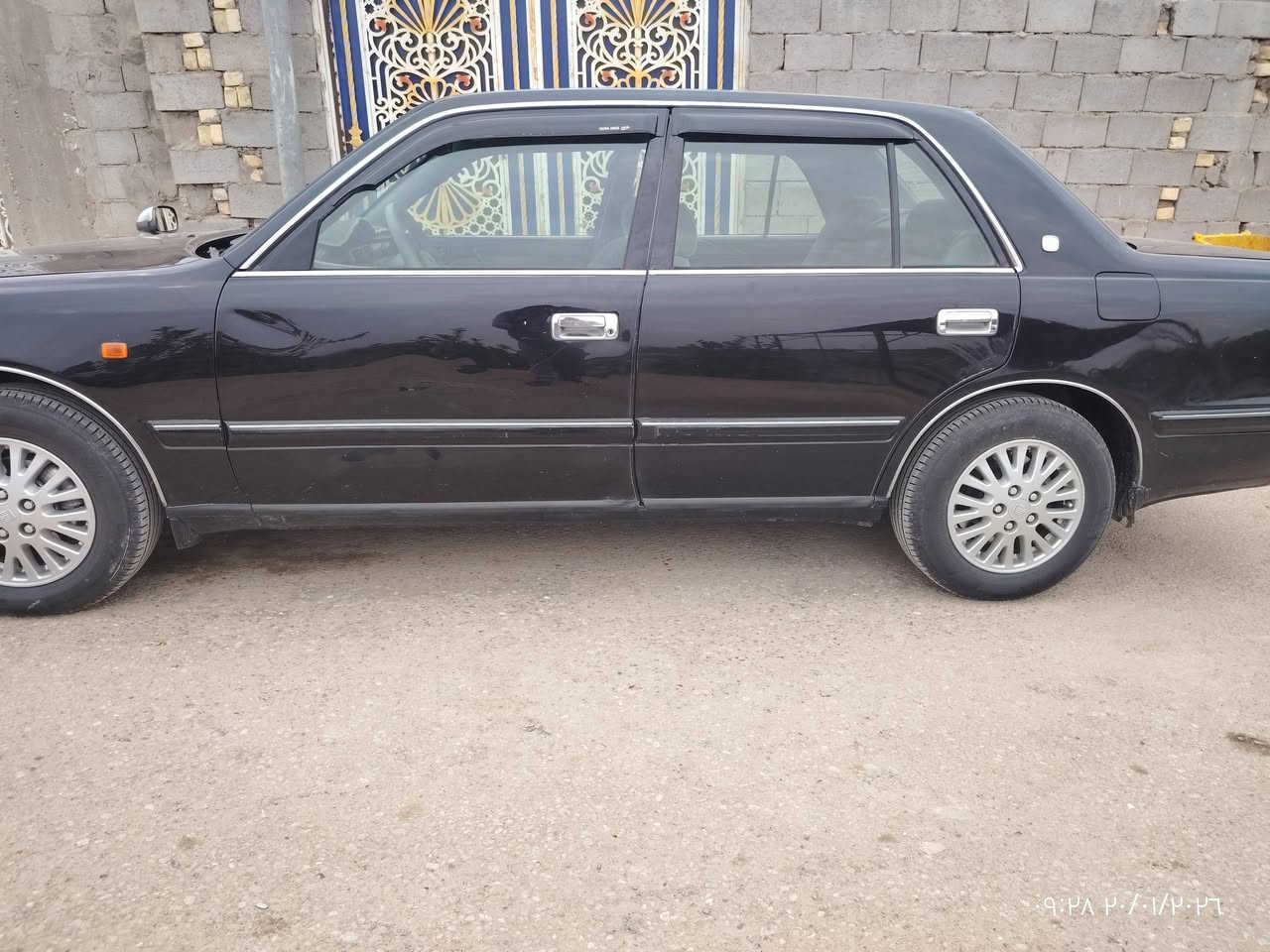 راس الثور تكم طويل موديل ٢٠٠٠ جديده جدا مكفوله بي فقط مدكر صبغ جاهزه تحويل مباشر السعر ٩٥ وبيه مجال العنوان البصره القرنه *********** اتصال
