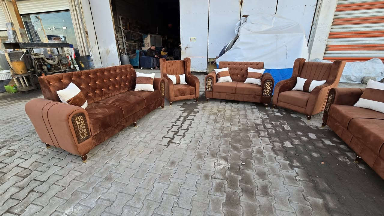 ‏بسم الله وعلى بركة الله 
 طلب احد الزبائن تخم 10نفرات  🤗

يقدم لكم معمل قنفات جود🥰
 🥰  كل ما هو جديد ومميز من انواع الموديلات التركيه🇹🇳 والعراقيه🙋‍♂️ عمل القياسات الخاصه والموديلات وحسب  طلب الزبون 🙋‍♂️🌷😍
اجود انواع الاقمشه 🙋‍♂️
خشب روسي 🇷🇺
اسفنج عراقي ضمان 🙋‍♂️
مع العمل على صيانة وتجديد القنفات القديمه 
اسعار منافسه وجيد 🤗
تفاصيل اكثر مراسلة الصفحه او التصال على الارقام التاليه 
*********** //***********. (أبو جود) 🙋‍♂️⚘⚘
الشارع العام  مقابل بانزين خانه الحكوميه مجاور المحكمه
