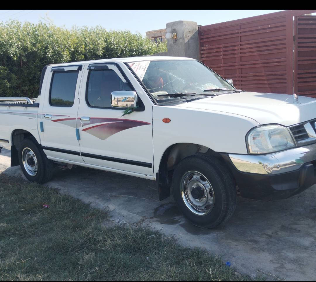 سلام عليكم نيسان ١٤تريشه للبيع باسمي رقم ميسان مكفوله مكانه ناصرية قضاء دوايه ***********
