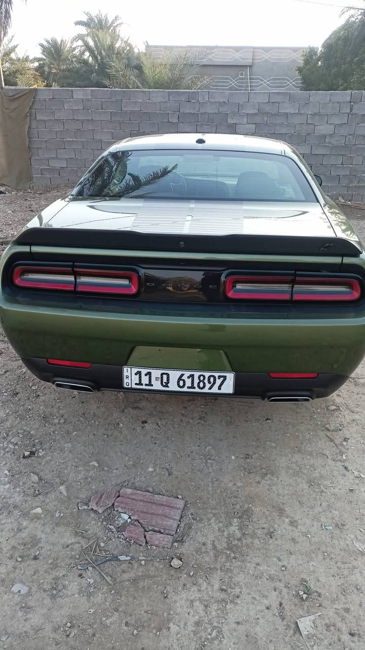 جالنجر 2022 sxt
ماشيه 43 الف  رقم بغداد 
باسمي تحويل مباشر مني 
المكان / بغداد زعفرانيه 
الهاتف /*********** 
مواصفات ال sxt معروفه 
تبريد قطعتين 
كشن مخمل حوضي 
تحكمات استيرن جهتين خلفي امامي 
نظام سبورت 
الحادث بامريكه / جاملغ امامي مبدل ومصبوغ وباب مبدله بلاديه نفس اللون فاتحيها وشاديها من غير سياره وثنينهن جهة السايق 
وهنا بأيدي صارت بيها دعمه خلفيه بسيطه بس مبدل دعاميه خلفيه ولا صبغ ولا شي  والسياره خير من الله كلشي شغال بيها  وعلى ايدي اني كصيتها ورقمتها 

ملاحظه ////////// السياره ولا ايرباك طاك بيها
السعر // ب 215
