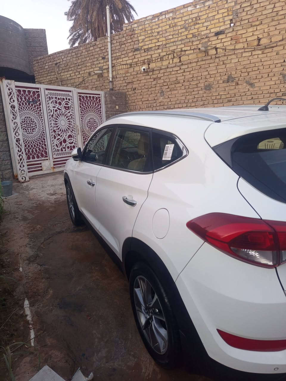 السلام عليكم توسان 2018 خليجي كفاله عامه سياره جديده العنوان بابل الإتصال على الرقم ***********
