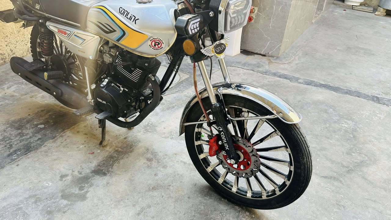 السلام عليكم دراجه ايراني للبيع 2025
نزلتها بشهر ال5 دراجه مابيها اي نقص 
تشغلها وتطلع 
سعرها 850 وبيها مجال خابر وتدلل
مكاني بغداد الدورة الكفائات 
***********
