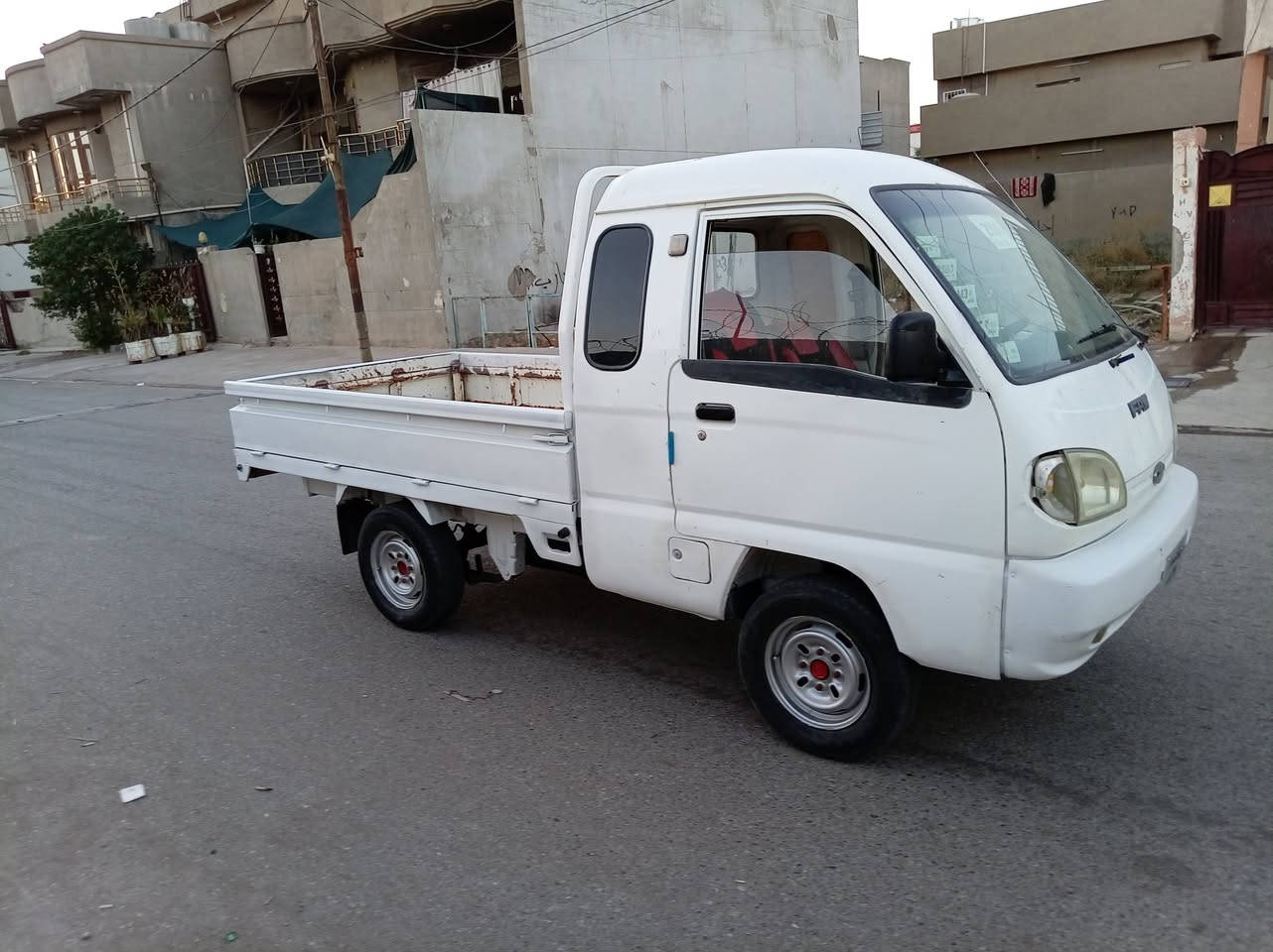 بسم الله مرحبا فاو للبيع منفيس كامل محرك بي بخار كير اكسل شاصي شرط كابريتر جديد كهربائيات كله شغال داخله حيل نضيف دوشمه جديد كشره حيل نضيف بدون خياس تخم تاير نضيف ترايه كلش ناعم صدر جديد سعر ١٦ بي مجال قليل واتساب *********** اسيا *********** مكاني كركوك
