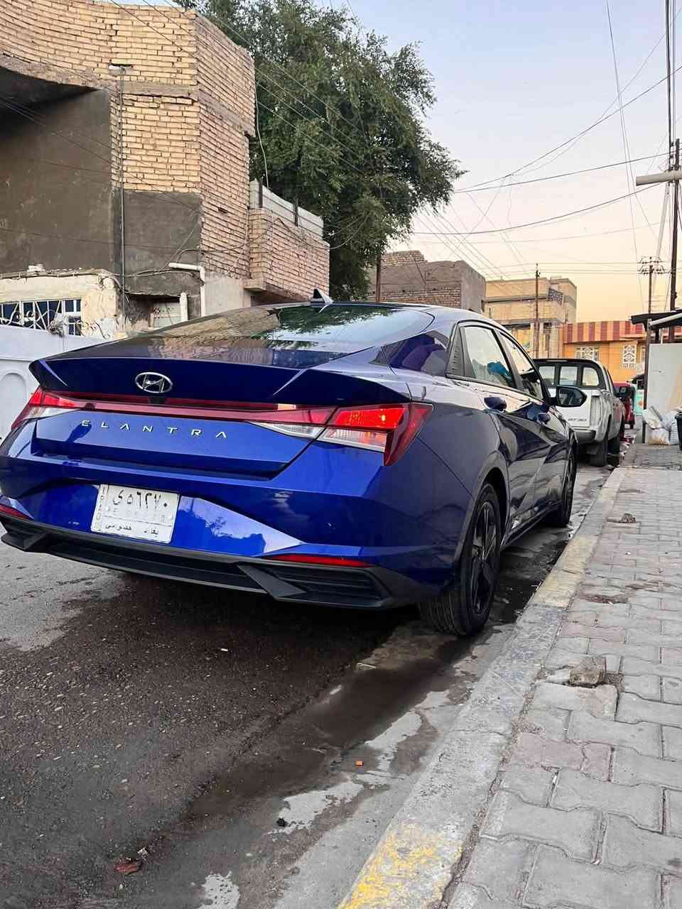 النترا 22 blu معوقين بغداد بيع او مراوس 
‏لون مميز جويتي 
‏محرك ٢٠٠٠ دوش 
‏كير At
‏حادثها فقط بنيد بدون إرباك وصور الحادث والسونار مرفق 
‏فول مواصفات عدا الجلد والفتحه 
‏بصمه تشغيل وأبواب وصندوق ذكي 
‏ترحيب عند الاقتراب 
‏شاشه ديجيتال متصله تدعم نظام كار بلي واندرويد اوتو 
‏شاحن واير ليس 
‏تدفئه كشنات 
‏ويل كب 
‏تبريد شاشه منفصل 
‏رادارات جانبيه خلفيه اماميه 
‏نقاط عمياء وتنبيه 
‏صندوق ذكي 
‏اوتو هولد 
‏سايد بريك بصمه 
‏مانع انزلاق 
‏وباقي المواصفات  
‏رقم بغداد معوقين 
‏معوقها ساكن بغداد سليم يشتغل عماله عوقه حول بعينه 
‏ويسوي وكاله عامه ام الصوره والباركود
‏
‏سعرها ١٤٧ وبيها مجال بسيط 
‏للتواصل ***********
‏
