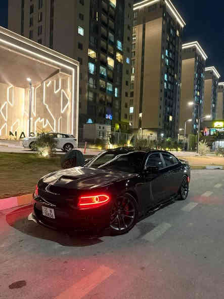 السلام عليكم 
جارجر دايتوانا موديل 18 

فول مواصفات للاخير : 
فتحة 
كشنات دايتوانا 
كشنات خزن + كهرباء 
كشنات تبريد وتدفئة امامي + خلفي تدفئة 
رادارات جانبية 
نقطة عمياء 
دمام خلفي 
وباقي المواصفات المعروفة 

حادثها جاملغ وبنيد فقط  من امريكا 

مكانها حي الجهاد 
للاستفسار :***********
السعر ١٧٧ ورقة وبيها مجال جداً بسيط
