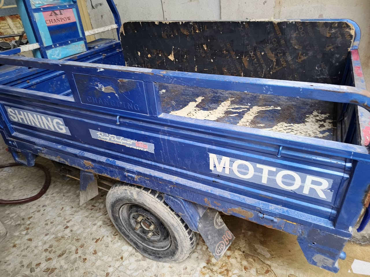 سلام عليكم ستوته مديل ٢٢ للبيع كلشي شغال بس كير الثالث ما ينمر
رقم الهاتف : ***********
