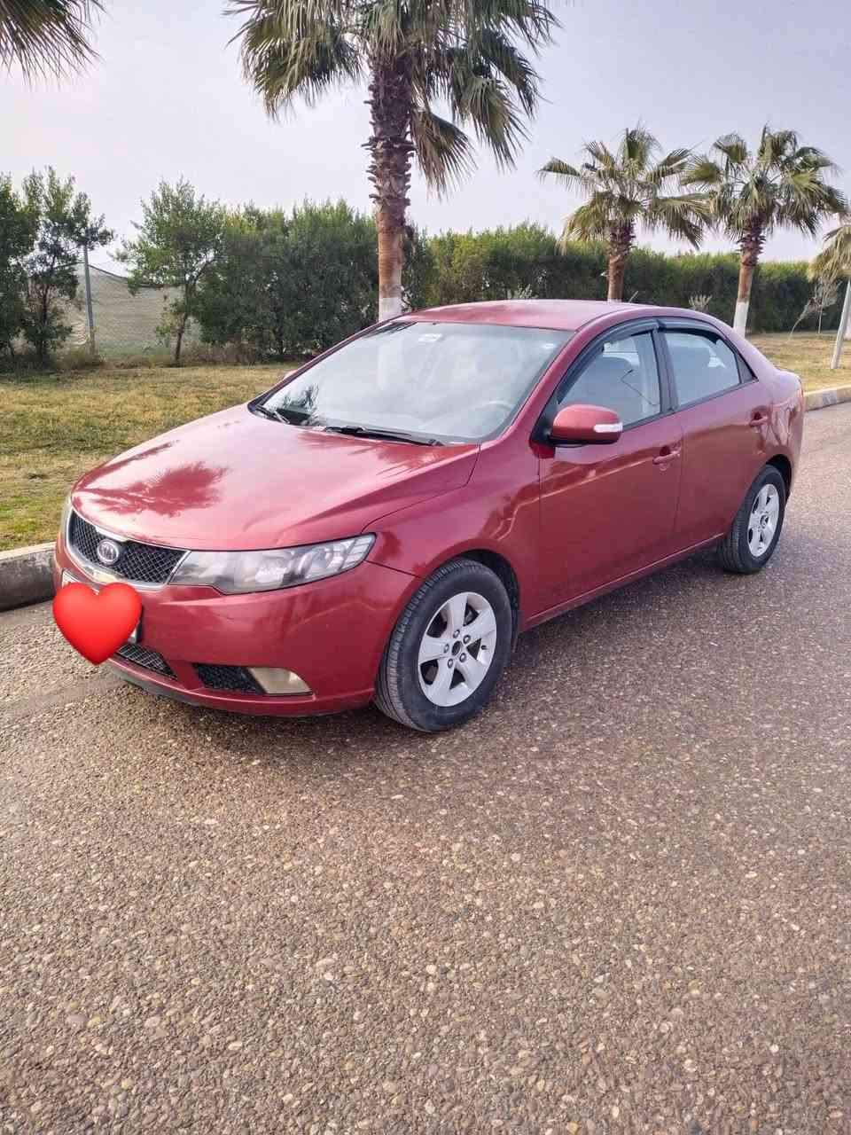 السلام عليكم كيا سيراتو 2010 للبيع تايرات جديد حدادية كاملة تدفئة تبريد سنوية 28 كوبون بانزين  ضرر باب ورا السايق وجامرلغ الخلفي السعر 87بيها مجال للطيبين 
#***********
