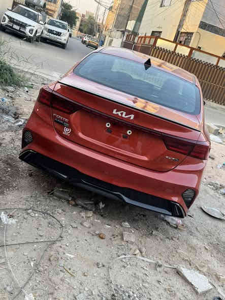 السلام عليكم 
فورتي موديل ٢٠٢٤
حادث بابين فقط بدون يرباك
فول موصفات السكن بغداد السيديه 
غير متواجد في الفيس فقط اتصال
١٣٠وبيها مجال
***********
