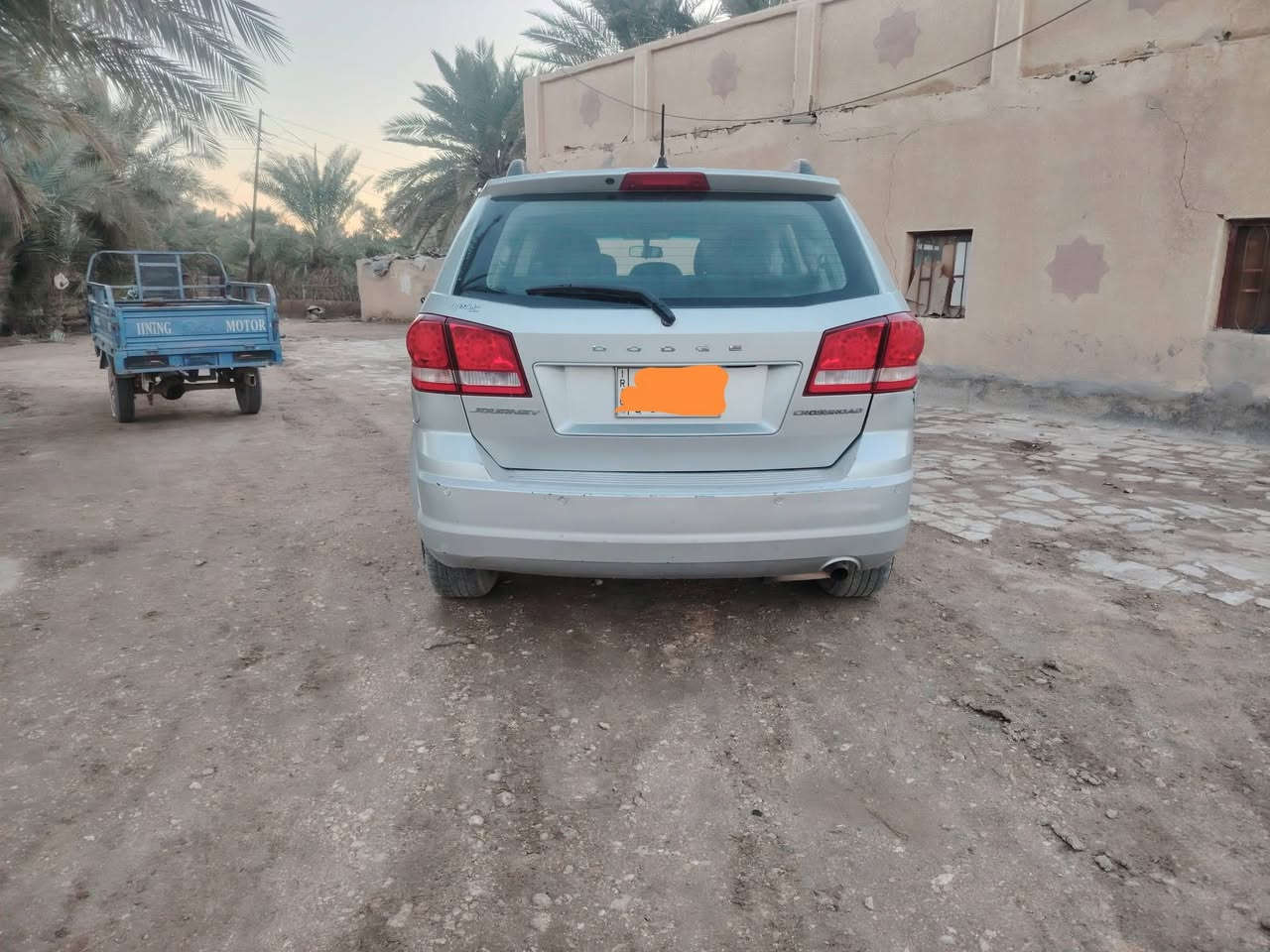 دوج جورني 2014 7راكب تبريد 3قطع شاشه كبيره فول بصمه مكينه 2400 نضيفه كير نضيف حداديه تخم تاير ضربته خفيفه دعاميه اماميه وبنيد رقم مثنى 
السعر 95 استفسار ***********
