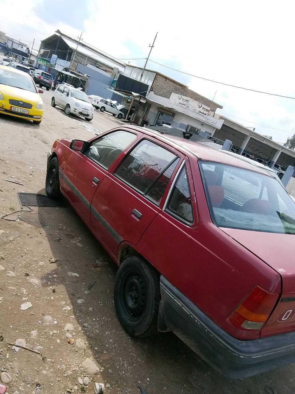 كاديت 1991السيارا علا وضع البلادي
السنويه 2029محرك بي اثر نفخ محرك 16
السيارة بيها ثلاث قطع صبغ  
كيج بنزين شغال تدفئة نار 🔥 ا
بدون حادث 
والباقي كدام العين 
السعر 27وبيها مجال 
***********
