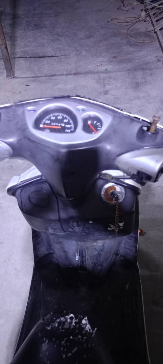 من رخصه الادمن دراجه يماها سكنس نثيه للبيع كهربائيات فول زوج تايرات نضيف محرك مجفت جديد سعر 400 وبيها مجال مكانها بغداد الكماليه رقم الهاتف ‏‪0770 183 4870‬‏
