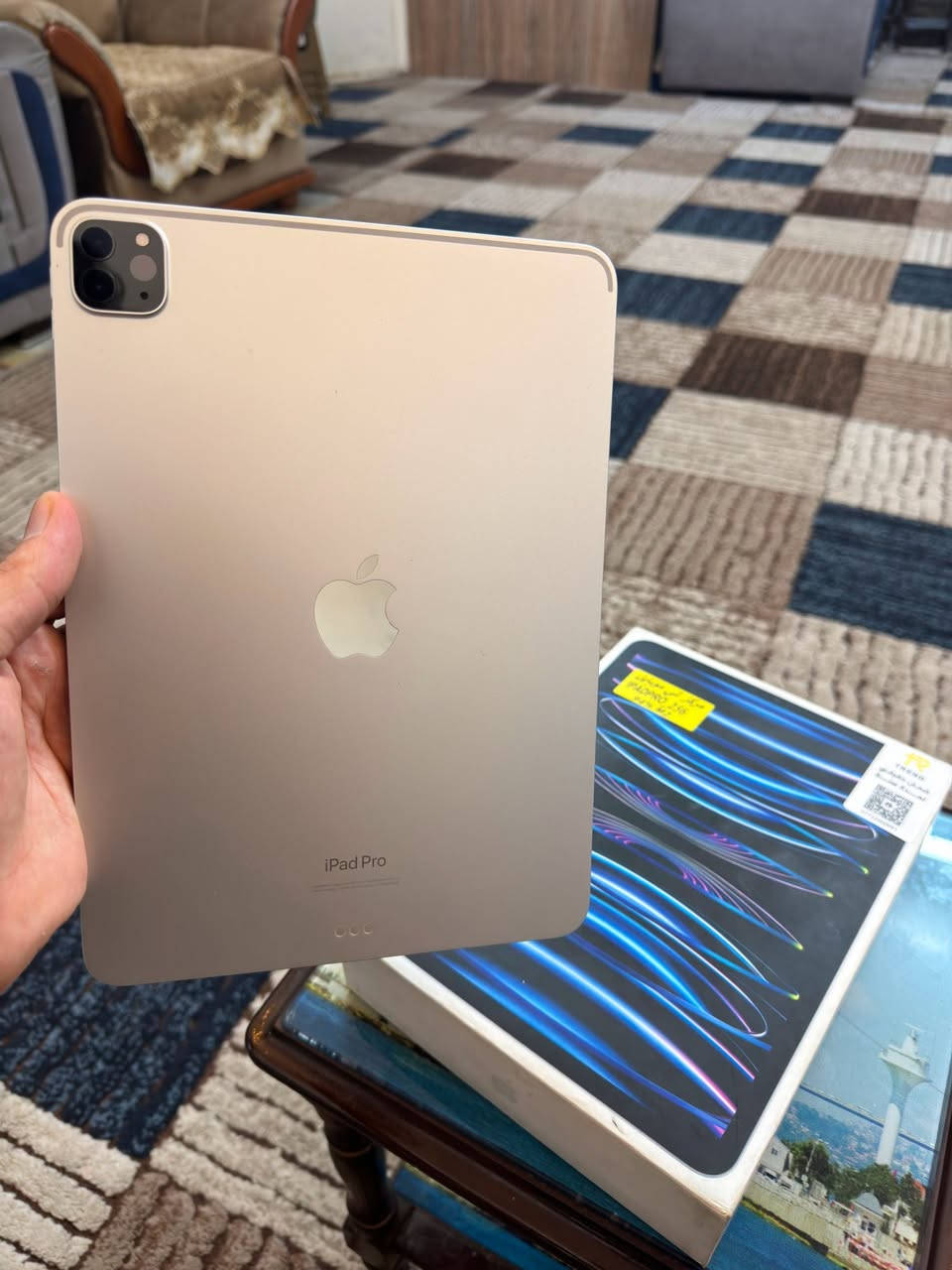 ايباد برو موديل 23 معالج M2 ذاكره 128 البطارية 90 غراض كامله نقص شاحنه فجأه الايباد كام ميشحن لو مرة يشحن ومره مايشحن ومره ياخذ ومياخذ ماعرف شنو سبب حاب ابيعه مثل ما هوة لانو ماحب افتح واصلح جهاز بس لحد يكسر بي جهاز نظيف مكاني بغداد الغزاليه ورقمي *********** بي واتساب اريده 550 وبي مجال ل يجي للبيت ياخذه بغداد, العراق
