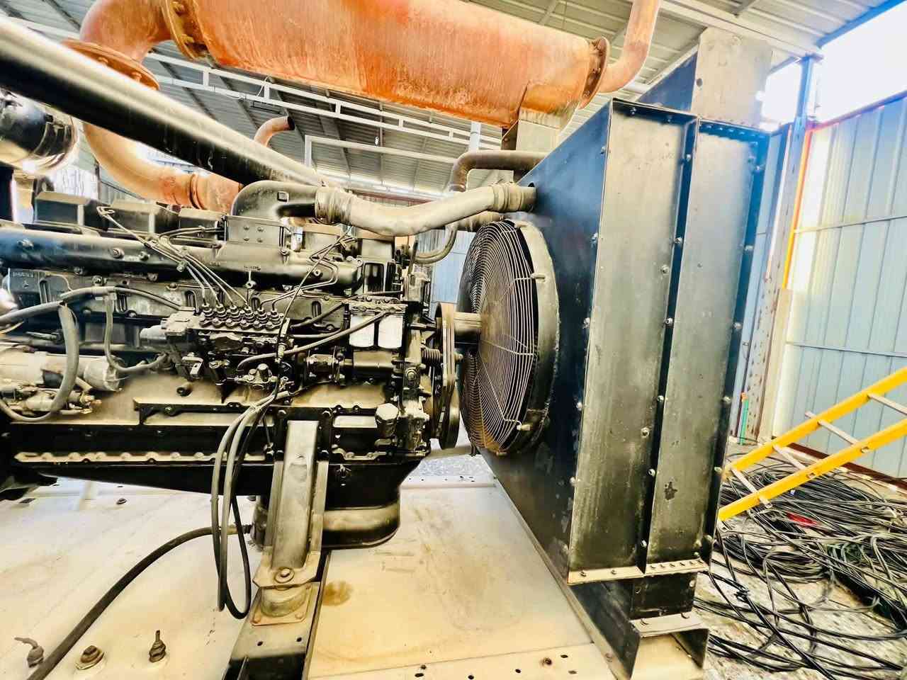 لكثرة الوعود الكاذبة مولدة فالفو D16 سيت بلاد مكينة ما مفتوحة بية خيط بخار بدون تنقيص راس توليد 400 شرط ما مفتوح راديتر چببرة  برودكت كامل فول كهرباء شاصي كبير بس شايلين الكتم شرط الحمل وشرط بدون تنقيص 
مكاني كربلاء حي النصر السعر  120
عباس الصالحي 
***********
***********
