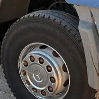 وبركاته  سيارة للبيع اكتروز شمعه حجم 40 / 33 / موديل 2001 مجموعة GF خم...