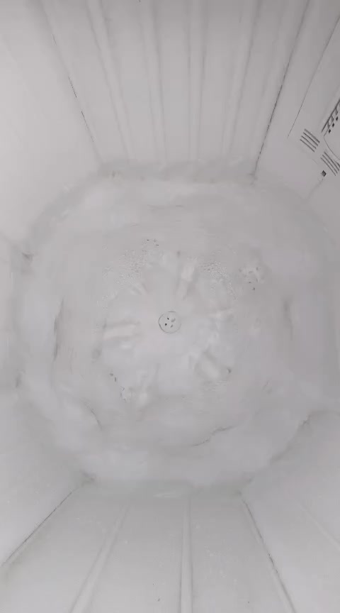 غساله شغاله غسل وتجفيف حجم 15 كيلو نظيفه مابيها اي عطل السعر 55
***********
