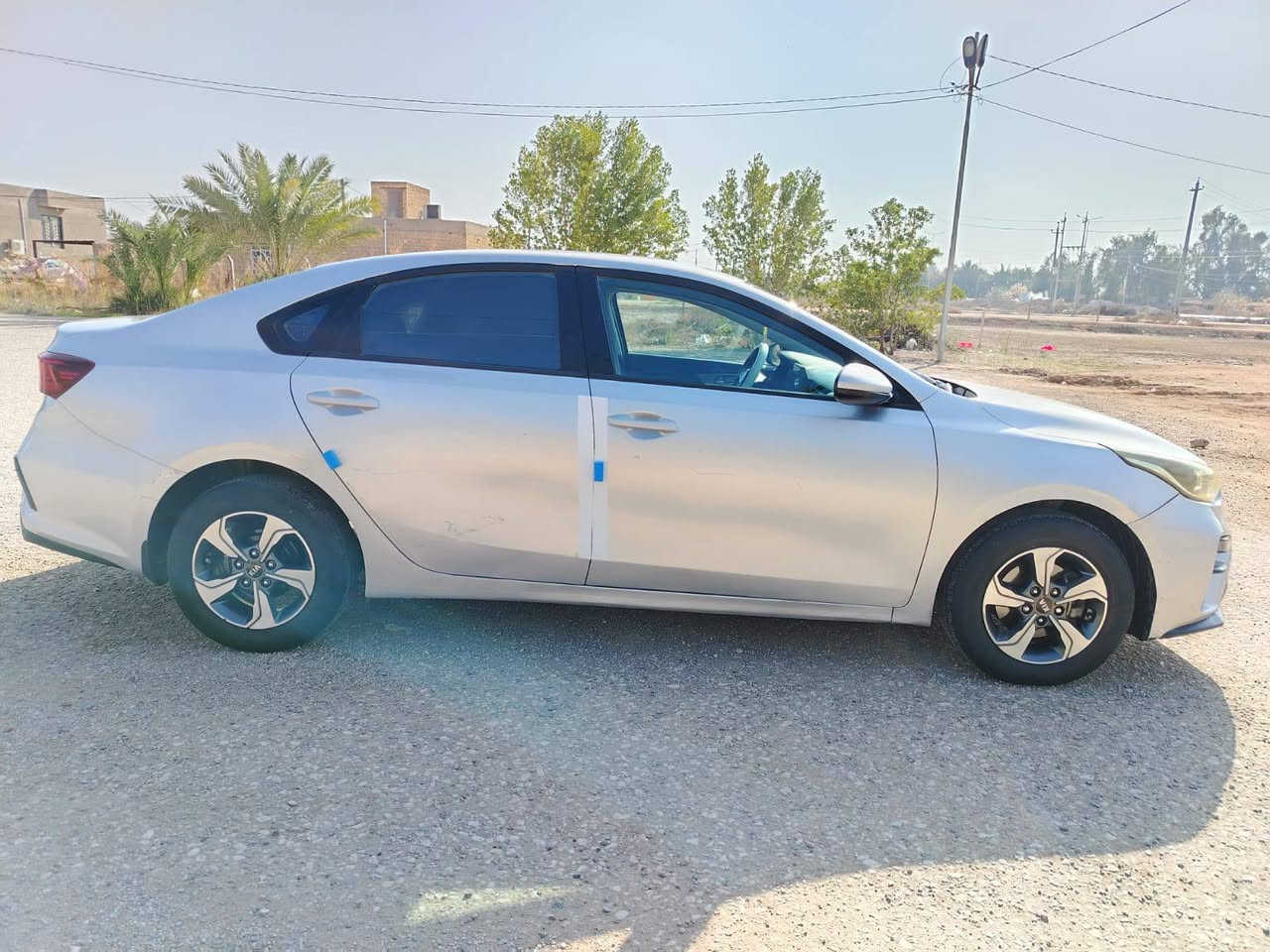 السلام عليكم ورحمة الله وبركاته للبيع كيا سيراتو خليجي ٢٠٢١ بغداد تحويل مباشر محرك ١٦٠٠ كير ٦نمر ايتي سيارة ماشيه ١٤٠  مكان سيارة السماوة الرميثه ***********
