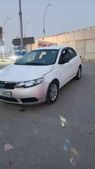 سلام عليكم سيراتو موديل 2011رقم اربيل الدولي تحويل مباشر خليجي مكينة كير صدر امامي خلفي كلة مكفول تحكم ستيرن جهتين علمن بدون ايربك سيارة شغالة وتمشي علمن سيارة تعرضت لي حادث مواضح بل صورابيع علا حادثها مكاني بغداد معروضة 55رقم الهاتف***********
