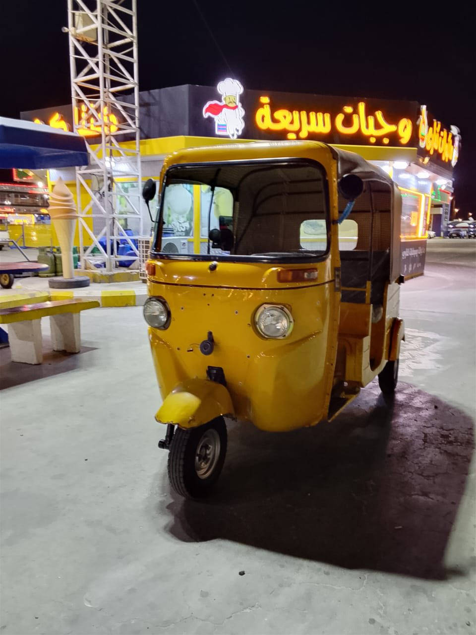 السلام عليكم /تكتك باجاج 2020 رقم وسنوية مكفولة كفاله عامه السعر 6500 وبيها مجال المكان بصره حيانية/الرقم *********** تصال
