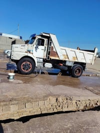 سياره للبيع فالفو موديل 81 تخم تاير مكينه ج10 ستندر كير 4/4 اكسن جديد ...