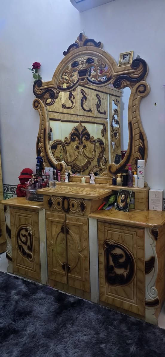 سلام عليكم غرفه اللبيع
سعر 650  وبيه مجال 
الناصريه السبل 
الاستفسار  ***********
