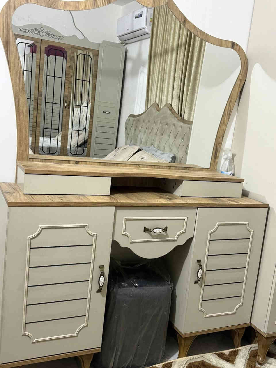 غرفه تركي لبيع لمكان كربلاء مستعمل شهرين بس اخت لجديده  لي شراي ينتصل عله هاذه لرقم ‭٠٧٨٠ ١١٩ ٠٩٨٠‬
