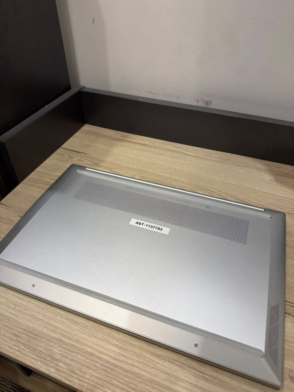 CPU : ryzen 7 5700u
Ram : 16GB 3200
Hard : 512 NVMe
graphic card : AMD radeon 8gb
 نضيف ١٠٠٪؜ 
٥٠٠$ و بيمجال


**إذا كنت صاحب هذا الإعلان وتريد حذفه لأي سبب، رجاءا أرسل رسالة إلى الدعم الفني**