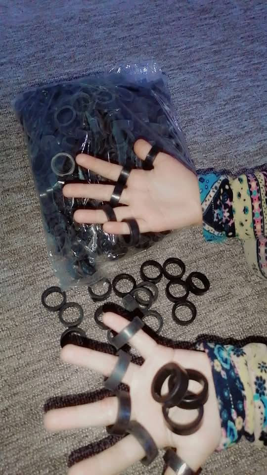 واشر علوي نوعية اصلية سعر الالف واشر ب22 الف للحجز الاتصال بالرقم او وتساب *********** يوجد توصيل لكل المحافظات ب5الاف فقط
