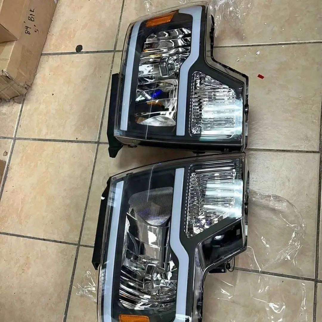 2009-2014 f150 aftermarket black mics with led.
AVAILABLE FOR PICKUP OR SHIPPED✅


**إذا كنت صاحب هذا الإعلان وتريد حذفه لأي سبب، رجاءا أرسل رسالة إلى الدعم الفني**