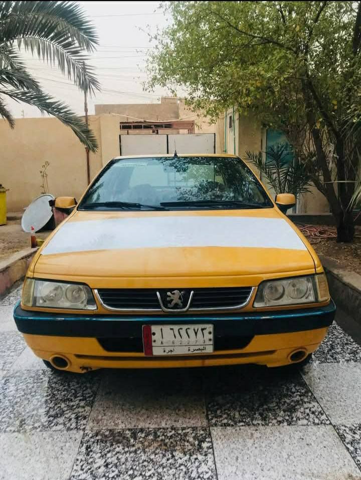 السلام عليكم سيارة بيجو 405 مديل 2016
سيارة مكفوله كير محرك 
بيه باب مبدل وره سايق 
العنوان البصرة ابو الخصيب 
سعر ٤٠ وبيه مجال قليل   ***********👉

