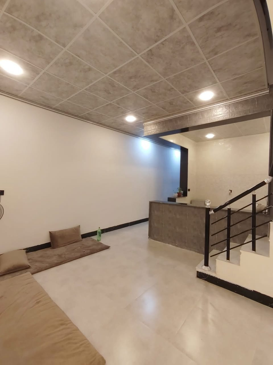 ⚜️مكتب البلديات للعقار⚜️
للايجار للايجار
دار سكني في حي السماح الاساتذة قرب المستوصف
المساحة ١٠٠م طابقين بناء حديث
ط١ غرفة نوم وهول واستقبال ومطبخ وصحيات
ط١ غرفة نوم وهول واستقبال ومطبخ وصحيات وبيتونة
للاستفسار الاتصال☎️ ***********
عنوان المكتب / الموصل حي المشراق فرع مطعم طماطة2
