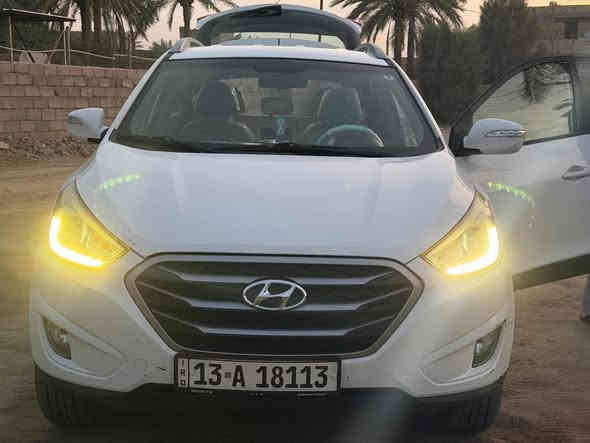 السلام عليكم توسان للبيع خليجيه موديل 15كفاله عامه شرط التحويل كير محرك وظع الشركه برغي مامفتوح بيه حداديه جيده تدفئه وتكييف جديد. فول مواصفات عدى الفتحه لد امامي خلفي.اشاير بالمري.جرس من تعبر ١٢٠ ..حساس خلفي كشنات جلد مكينه ٢٠٠٠ دوش ماشيه ١٥٥ وضع الشركه....بيه بارد بقبق الحنطه موضح بالصوره والدعاميات بيهم صبغ كما موضح بالصور ....رقم انكليزي اي دائرة مرور قريبه عليك تداور بأي محافظه.  السعر المطلوب .....١٥٨ .....وبيه مجال الطيبين ...التصال مفتوح بأي وقت على الرقم التالي.....***********
