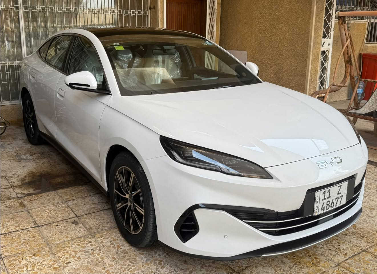 السلام عليكم
Byd seal 06 
موديل 2025 

لون ابيض داخل ابيض انتبه لون ابيض مو حليبي داخل ابيض احلى شي واقل شي بالسوك 

بطارية 80 km بالشحنة 

4 كاميرات نظام 360 درجة 

حساسات امامية خلفية 

ماشيه 4000 كيلو 

شاشة دواره 

كرسي السائق كهرباء 

مكفولة كفالة عامة السياره على وضع الشركة 

مرقمة بغداد باسمي هزه جديدة تحويل ثاني يوم 

مكاني بغداد 

السعر 158 ورقة قفل قفل 

***********
