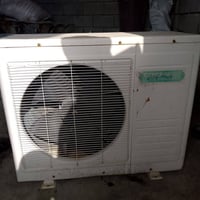 يوجد سبلت للبيع طنين ونص 07800029491