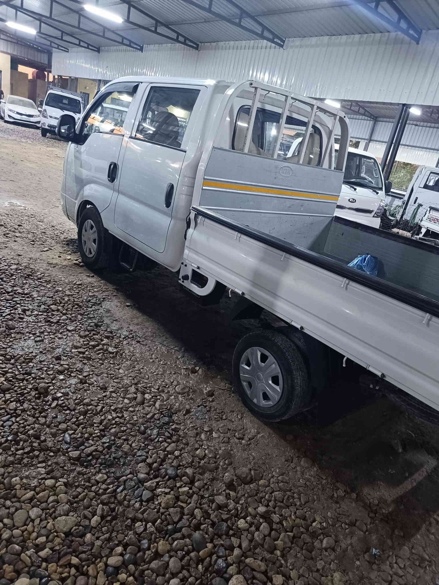 اسلام عليكم ورحمة الله وبركاته سياره للبيع كيه دبل قماره موديل 2020
جاهزه من كلشي السياره مكفول كفاله عامه شرط سونار
تبريد شغال رقم السياره بابل ماشيه 64الف
السعر 160بيه مجال لشراي 
يتصل ***********
