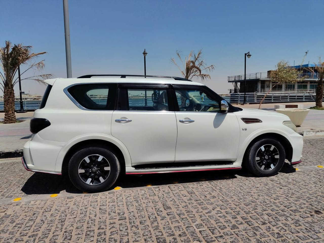 السعر159 باترول خليجي سف العرب 2010محدثه 2019
محرك 8 سلندر seالصغر المرغوب بانزين عادي  باسمي مكفوله من الحادث بيه صبغ التحديث  مكان السياره بالبصره رقم *********** Singapore
