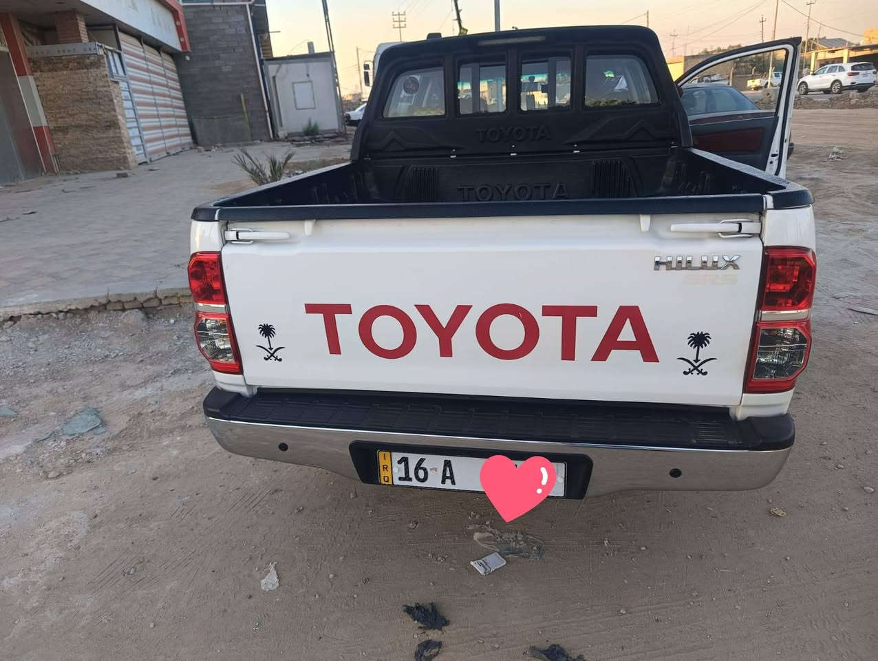 سلام عليكم للبيع بيكم هايلكس موديل 2014 كويتي شاصي 19 مكفوله كفاله عامه بسمي تحويل مباشر  تبريد ثلج سياره وضع شركه مال جناي مكان نجف للستفسار  ***********
