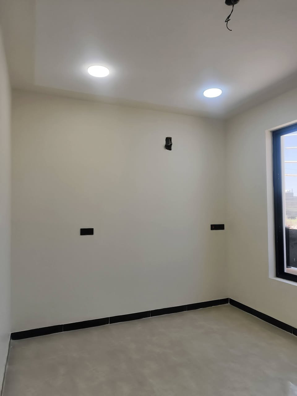 بناء حديث  مكان في الثعالبه
بدائيت 7000 البيت 
شارع عن 8000
رقم قطعه 7724     50متر 
طابو صرف 
الشبابيك الامنيوم 
البوب الامنيوم 
سراميك الوح 
الدراج الامنيوم
 مجاري الكهرباء 
 عشرين متر عن تبليط بصف تبليط
بصف ركن بصفه متنزه  
شارع عريض 
اعلا البيت اني عالي الله 
صعدت البيت 3 بيات عن شارع
سوك يبعد دقيقه مشي 
مراوس قطعه 100 أو بيع 
ماراوس بزراعي 
البوب دخليات عليه شد تركي 3 بعد التفاق
 ***********
