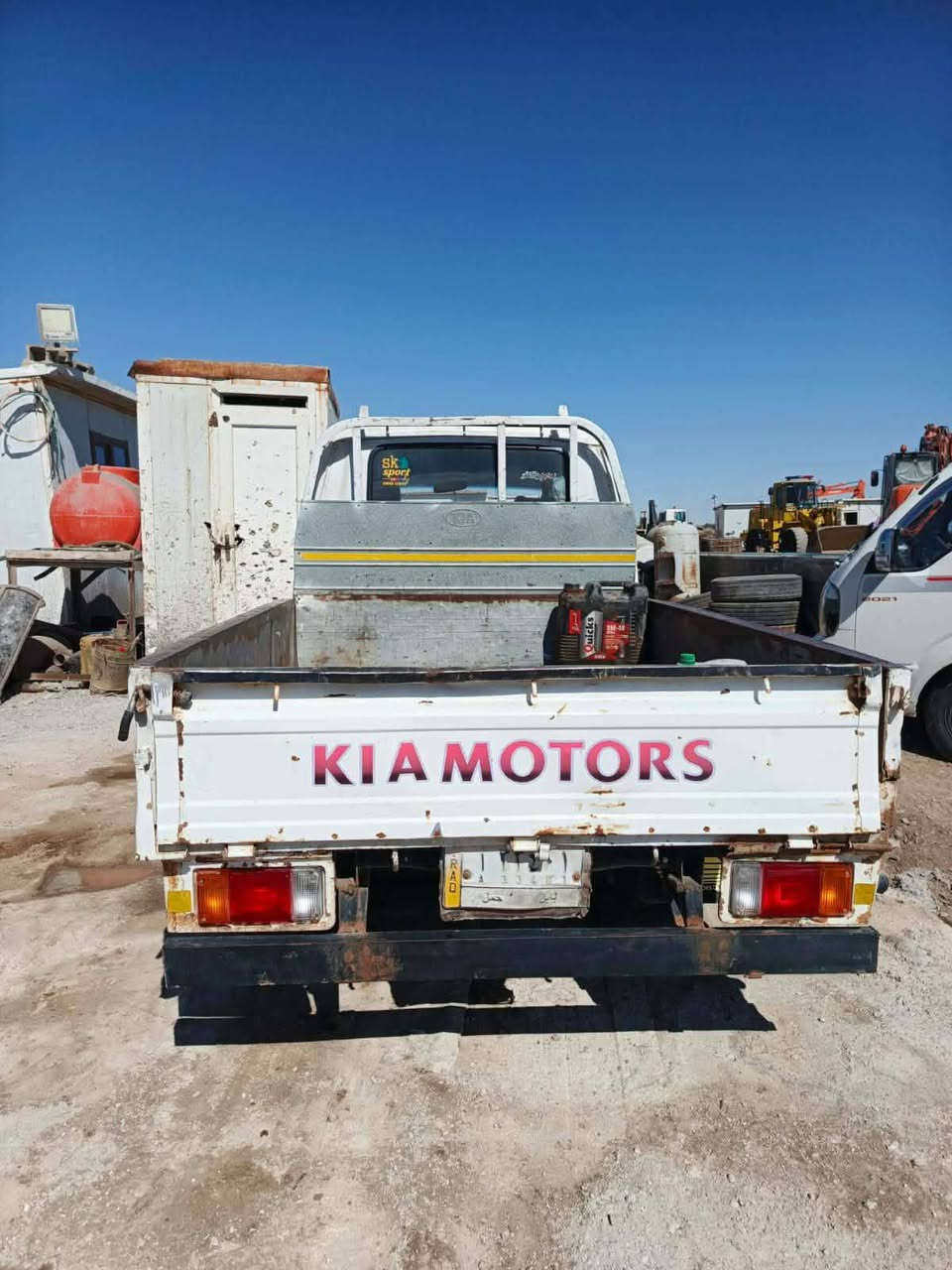 موديل 96 مصبوغه عام تحويل مباشر مصفره ضريبه كير مكينه حداديه تايرات بطاريه  سياره كلش حلوه وجاهزه للعمل السعر 45 ورقه العنوان الديوانيه رقم.     //مكلف النشر// الموبايل***********
