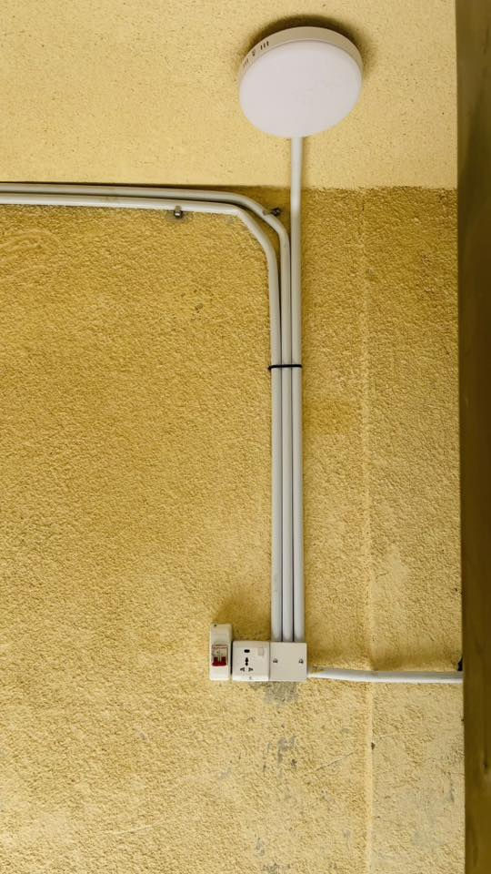 كهربائي + تنصيب وصيانة السبالت
١- تأسيس منازل 🏠 و مجمعات سكنية 🏯
٢- تنصيب سبالت ❄️
٣- تشطيب كافة الأعمال الكهربائية 💡⚡️
٤- تنصيب وصيانة الكاميرات 📸
نعمل كرستة وعمل حسب الاتفاق 

اي استفسار الرجاء التواصل علي رقم 
*********** يوجد واتساب 
💥العنوان بغداد  💥
💥💥ملاحظة نعمل في جميع مناطق بغداد 💥💥
