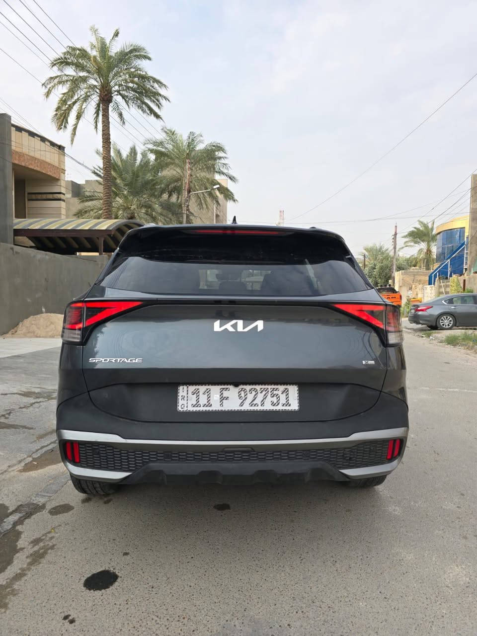كيا سبورتاج 2024 اللون رصاصي فئة X.Line حادث خفيف جدا بدون إيرباك تبديل جاملغ بلادي نفس اللون جهة السائق وتعديل بارد بسيط بالبنيد بدون قطرة صبغ .. السيارة plug in يعني محرك بنزين وهايبرد وشحن كهرباء ( الشحنة الواحدة ولمدة ثلاث ساعات تعطي سير 54كم) يعني تنسى البنزين سياره أقتصادية جدا ماشية 9
مواصفات السيارة
1_ شاشة ترفيه كبيرة متصلة
2_ تحكم تبريد بيانو و شاشة
3_ بانوراما
4_ صندوق كهربائي و فتح ذاتي عند الاقتراب
5_ حساسات خلفية
6_ رادارات جانبية نقاط عمياء
6_ رادار امامي
7_ رادار خلفي
8_ قيادة شبه ذاتية
9_ تثبيت سرعة و مسار تفاعلي
10_ نظام نزول منحدرات
11_ اوتو هولد
12_ انظمة قيادة سبورت كومفورت ايكو و ثلج
13_ تدفئة مقاعد راكب و سائق
14_ شاحن تايب سي سريع و تايب A و شاحن لاسلكي في المقدمة و شاحنين تايب سي في الخلف
15_ كراسي جلد 
16_ كير ماوس
17_ شيفتات ستيرن
18_ اشاير بالمري
للاستفسار على الرقم *********** بي واتس بغداد, العراق
