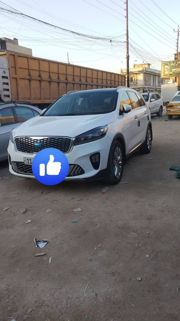 سورنتو  2020 خليجي  بيه بارد بالصندوك والباب الخلفي عكس السائق  بانورامه 6 سلندر بأسمي  ***********
