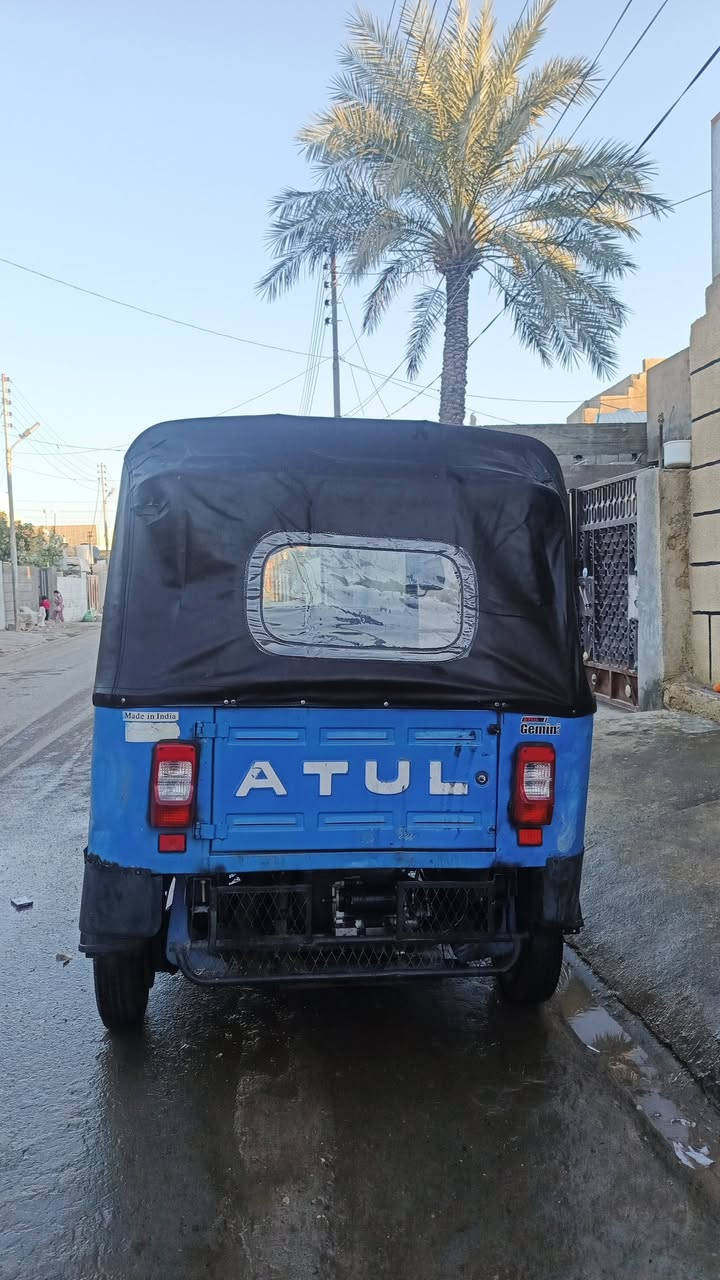 السلام عليكم تكتك للبيع مكينه باجاج 20 نضافه المحرك فول ولكشر نضيف كدام عينك تكتك اي نقص ما بيهة عده بربرنات اماميه مال تاير السعر 3200 مو شراي لتتصل عليه فدوة اروحلك عنواني ديالى خالص هبهب رقمي ***********
