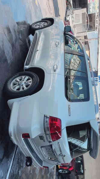 سلام عليكم لاندكروز موديل ٢٠١١ ستينيه كفاله عامه السياره رقم بغداد بسم المعرض كير مكينه صدر كفاله عامه ماشيه ١٢٥ ألف السياره جلد بقبلاوه السياره بدون صبغ بدون بدون تبديل
العنوان
معارض البياع معرض الاخلاص 
هـ ***********
