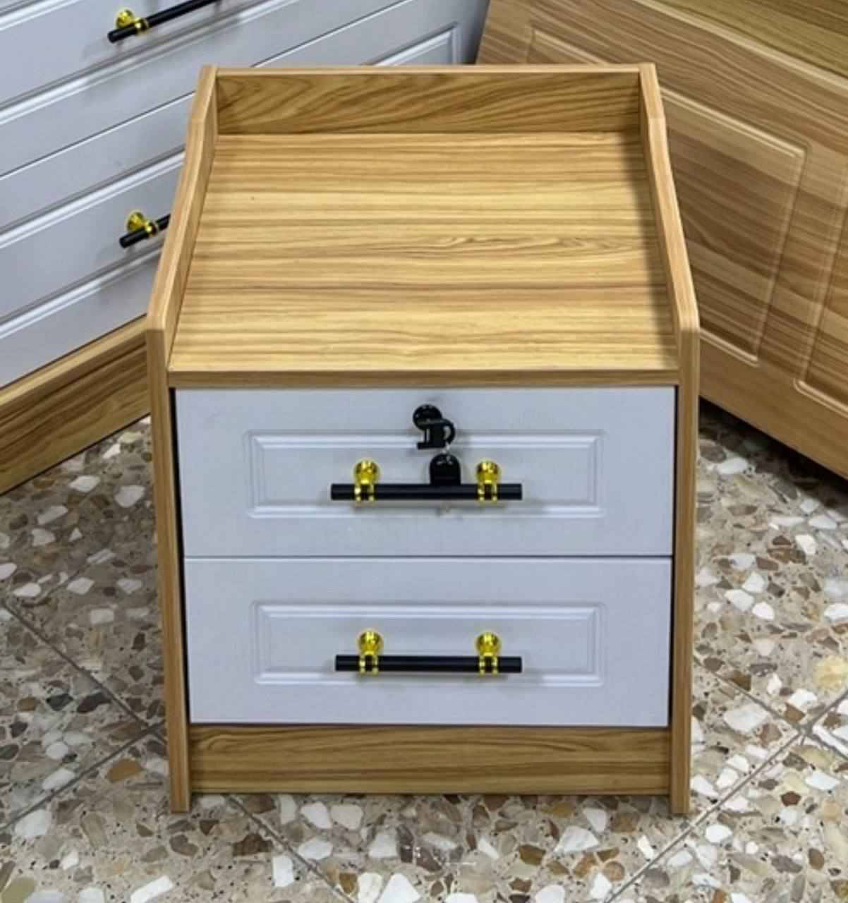 كنتور 2 باب 
كنتور 3 باب 
كنتور 4 باب 
سرير 
ميز مراية 
كومدي بغداد, العراق


**إذا كنت صاحب هذا الإعلان وتريد حذفه لأي سبب، رجاءا أرسل رسالة إلى الدعم الفني**