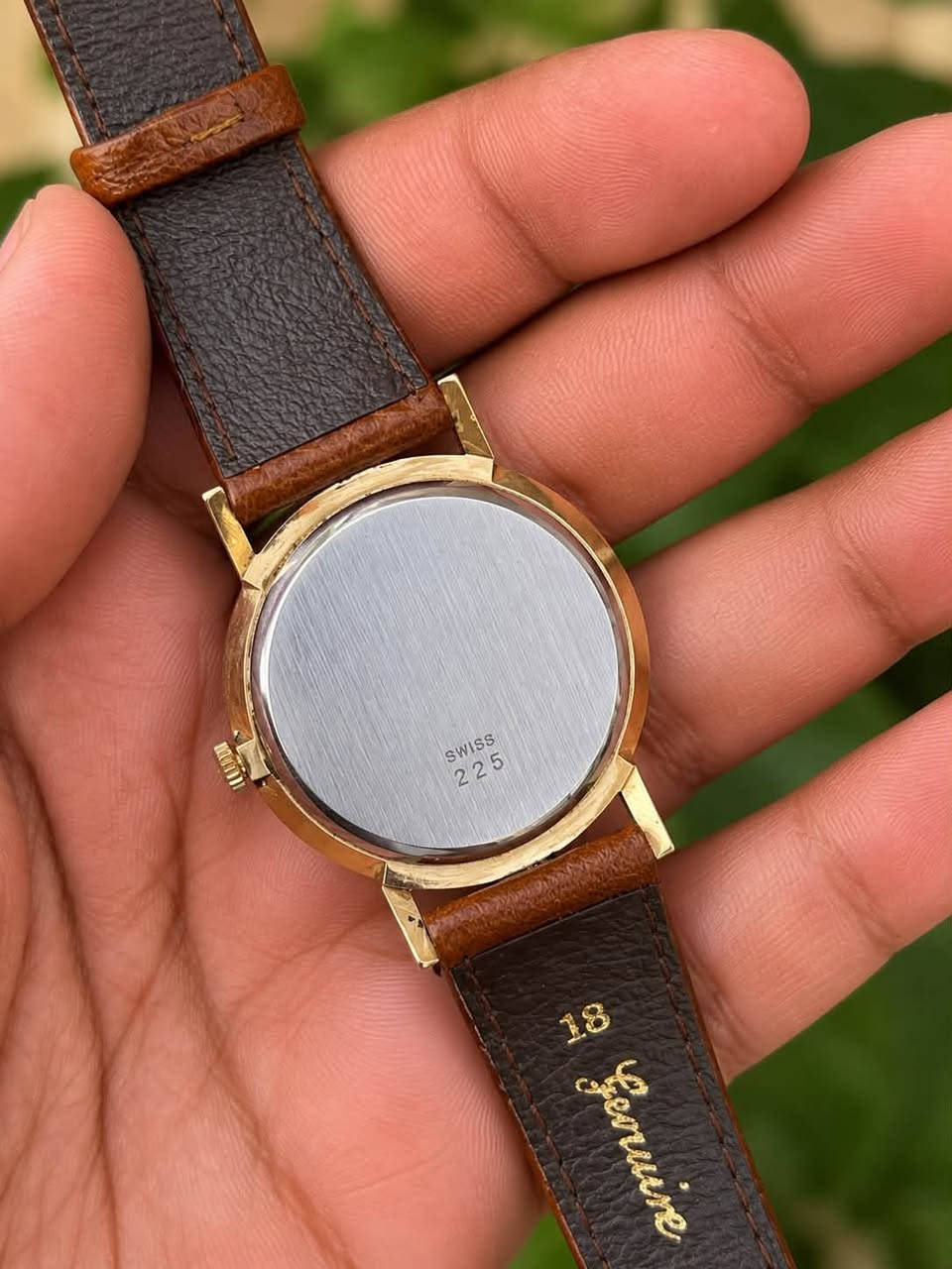 روتاري سويسري 🇨🇭ROTARY swiss made 

- روتاري سويسري فنتج إنتاج 1970

- نصب تكويك ( تعبئة يدوية ) 17 حجر

- قطر 33 ملم رسمي ⚜️

- نظافة تامة - المينا لوك زيرو 

- طلاء ذهب 

رجاءًا لمعرفة السـعـر والاستفسار التواصل على الخاص 📍
للاتصال***********
