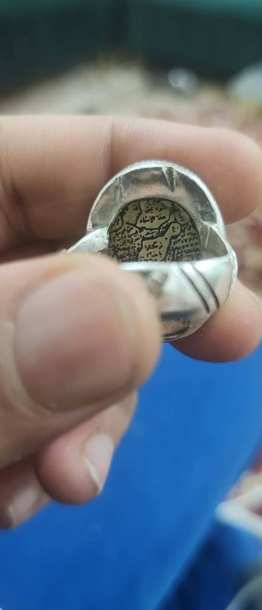 السلام عليكم للبيع او مرواس محبس سليماني فضه 925 صياغه ثقيله مطلسم  والتواصل *********** وتساب موجود توصيل كل المحافظات
