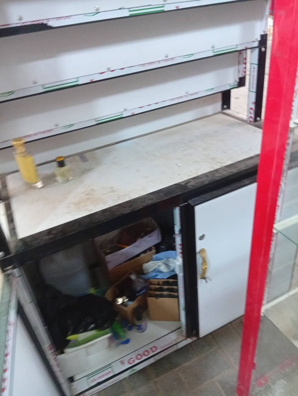 السلام عليكم متاح ميز عطور فقط نظيف جدا مكاني كوت


**إذا كنت صاحب هذا الإعلان وتريد حذفه لأي سبب، رجاءا أرسل رسالة إلى الدعم الفني**